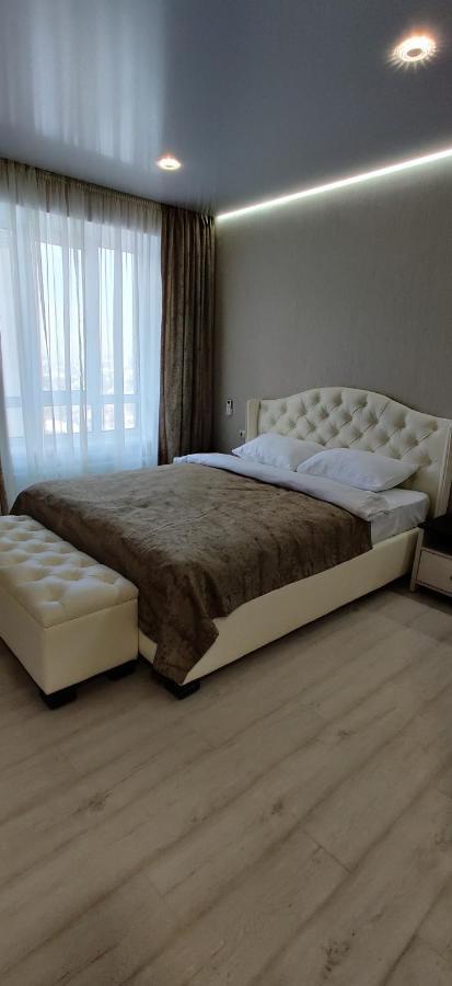 شقة Luxury Atlant Lutsʼk